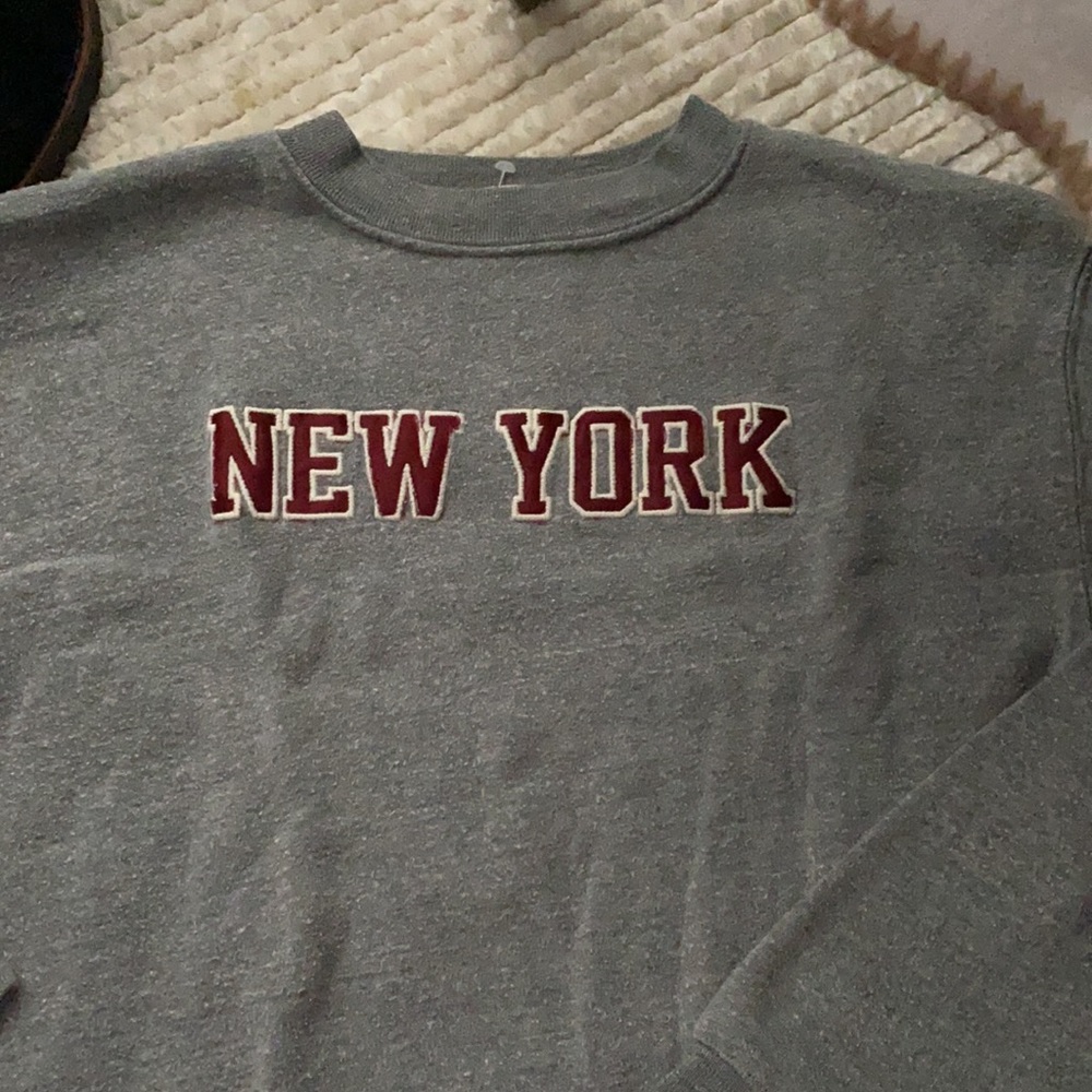Cropped Brandy Melvile sweatshirt - Picture 2 of 6